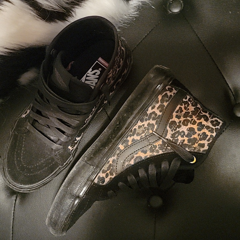 Van's Leopard High Tops - Picture 2 of 2